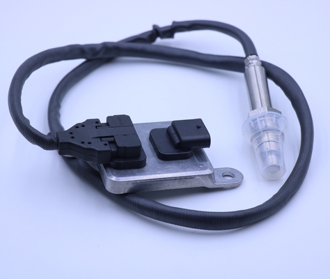 8982313911 5WK96731A एनओएक्स सेंसर 12V Isuzu के लिए